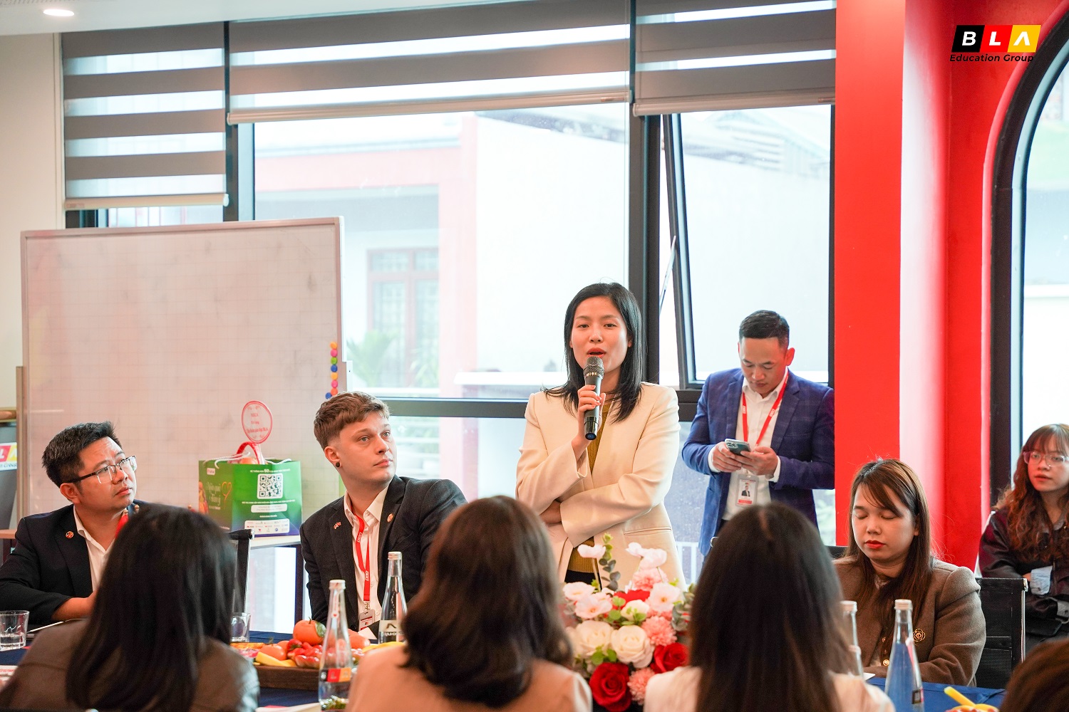 Bà Vũ Thùy Phương - Đại diện Hà Nội IEC chia sẻ